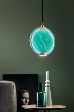 Horo round pendant lamp in green glass. Masiero. 