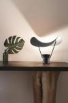 Vollee lampe de table noire en métal. Masiero. 