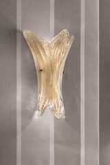 Floral sconce in golden glass. Masiero. Floral sconce in golden glass. Masiero.