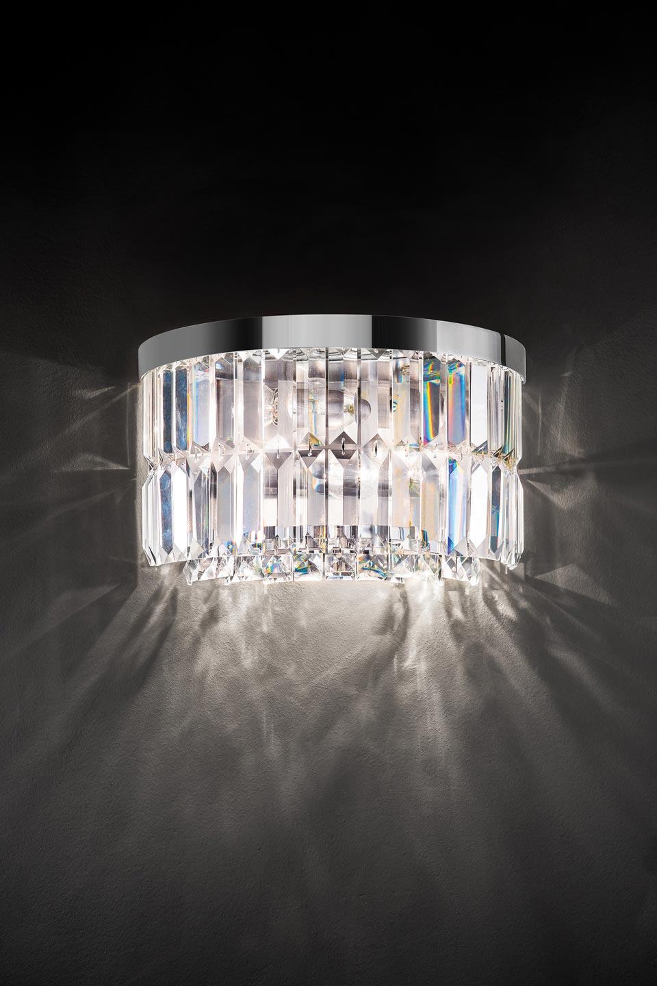 Half-round wall sconce 2 lights in crystal. Masiero. 