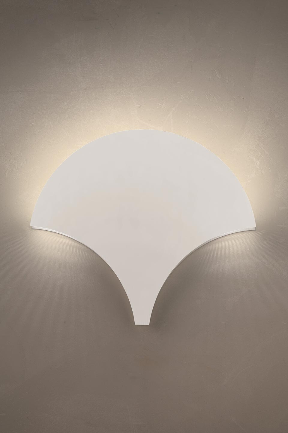 Palm white fan wall light . Masiero. 