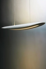 Aura Magritte suspension en marbre de Carrare. Matlight. Aura Magritte suspension en marbre de Carrare. Matlight.