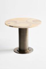 Drum round coffee table in onyx and patinated bronze. Matlight. Drum round coffee table in onyx and patinated bronze. Matlight.