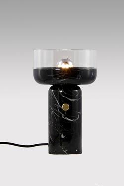 Coppa, lampe de table en marbre noir et verre transparent. Matlight. 