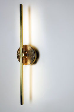 Essential golden and black marble wall lamp . Matlight. 