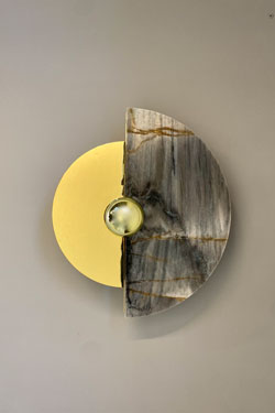 Levante gold and blue onyx sundial. Matlight. 