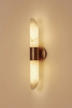 Large vintage gold and alabaster Tabitha wall light. Matlight. 
