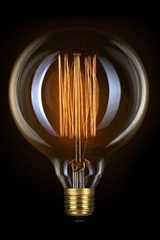 Decorative globe bulb 12.5cm, 40W. Modee. Decorative globe bulb 12.5cm, 40W. Modee.