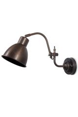 Applique architecte en laiton antique. Moretti Luce. Applique architecte en laiton antique. Moretti Luce.
