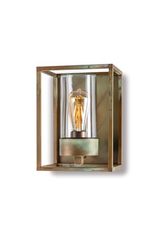 Cubic grande applique lanterne en laiton vieilli. Moretti Luce. Cubic grande applique lanterne en laiton vieilli. Moretti Luce.