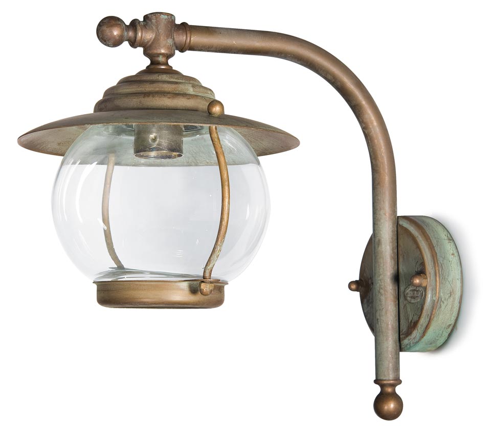 Exterior wall light in aged brass high stem. Moretti Luce. 