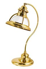 Lampe de marine en laiton verni et verre opale blanc. Moretti Luce. Lampe de marine en laiton verni et verre opale blanc. Moretti Luce.
