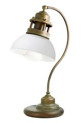 Lampe en laiton patiné et verre dépoli. Moretti Luce. Lampe en laiton patiné et verre dépoli. Moretti Luce.