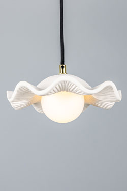 Rivale wavy and grooved ceramic pendant lamp. Mullan. 