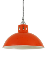 Suspension coupole en aluminium orange Osson. Mullan. Suspension coupole en aluminium orange Osson. Mullan.