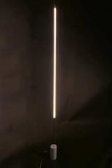 Luxor ultra-slim steel and glass floor lamp	. Myo. 