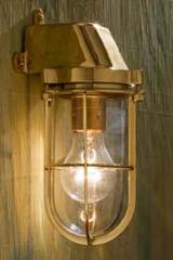 Admiral applique bronze poli verre clair. Nautic by Tekna. Admiral applique bronze poli verre clair. Nautic by Tekna.
