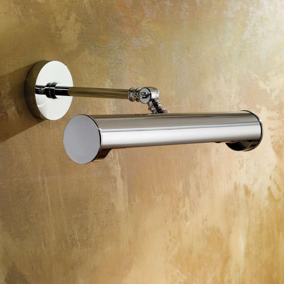 https://www.vraimentbeau.com/images/nautic-by-tekna/lampe-pour-tableau-picture-light-medium-bronze-chrome-tendance-metal-silver-design-eclairage-11060166R.jpg