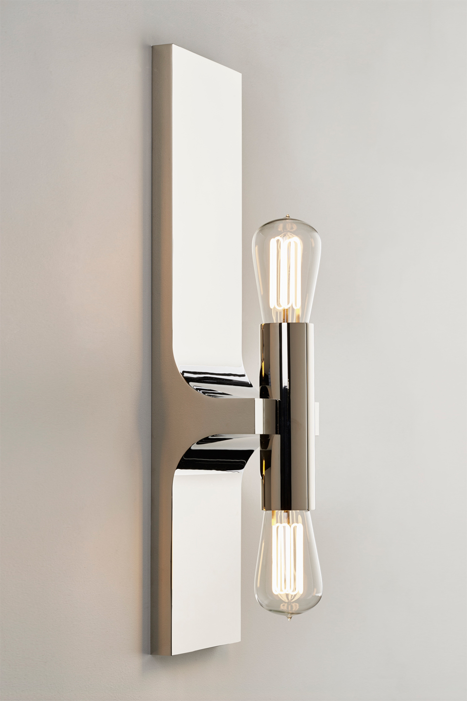 minimalist wall light