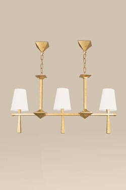 Pablo 3-light pendant lamp, gilded bronze finish. Objet insolite. 