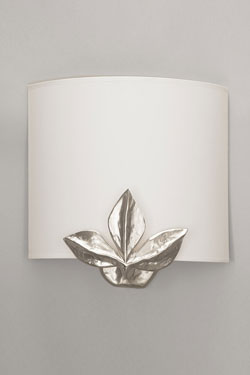 Charme applique feuille carrée argent. Objet insolite. 