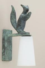 Edy outdoor wall lamp in bronze and white glass. Objet insolite. Edy outdoor wall lamp in bronze and white glass. Objet insolite.