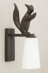 Edy outdoor lantern wall lamp with squirrel. Objet insolite. 