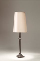Adam thin table lamp in patinated black bronze. Objet insolite. 