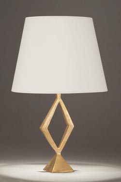 Maya bronze lamp with golden finish. Objet insolite. 