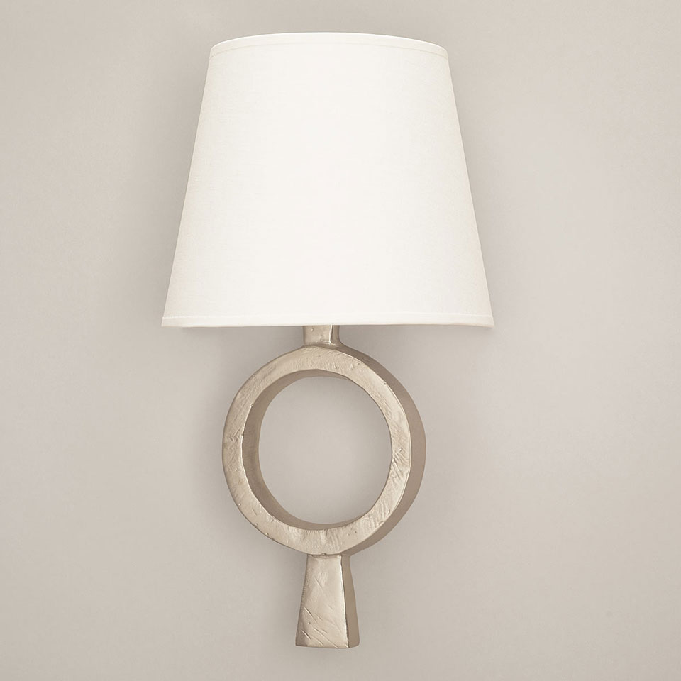 Dona wall lamp in silver bronze with white shade. Objet insolite. 