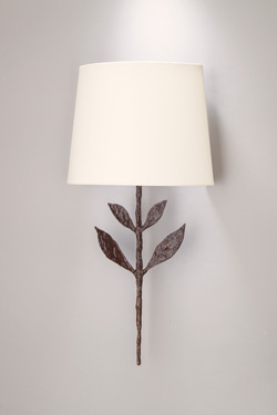 Large patined black wall lamp Silva. Objet insolite. 