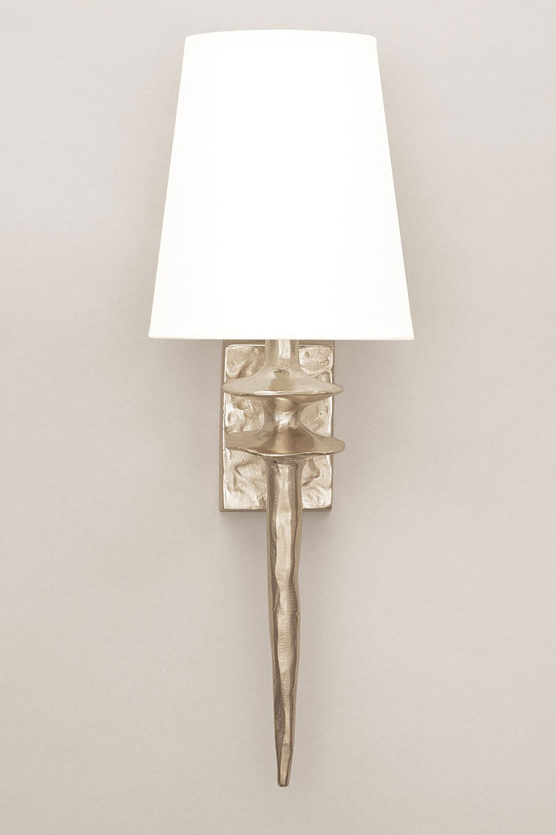 Mancha wall lamp in bronze with nickel finish. Objet insolite. 
