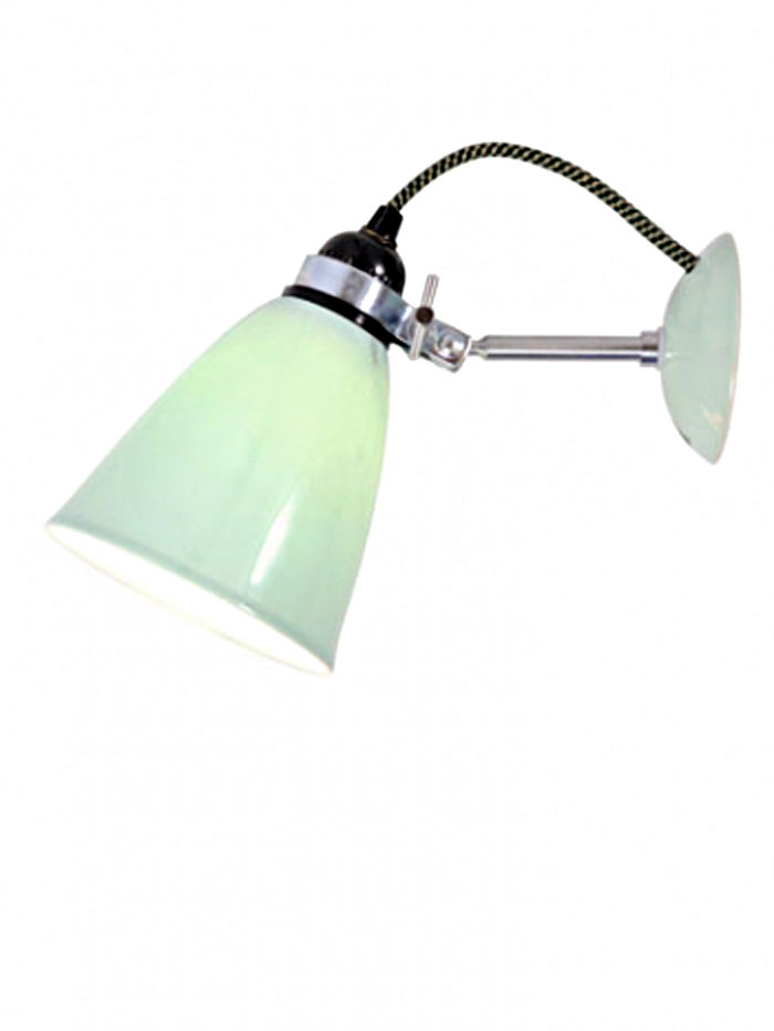 Hector medium green wall lamp in porcelain. Original BTC. 