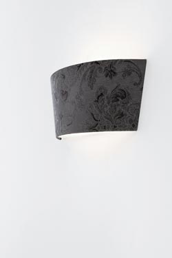 Arty Mate applique en tissu gris foncé  demi-cylindre. Paulo Coelho. 