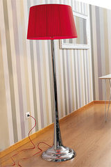 Fluid Cromado lampadaire. Paulo Coelho. Fluid Cromado lampadaire. Paulo Coelho.