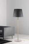 Lampadaire à motifs floraux Arty Mate . Paulo Coelho. 