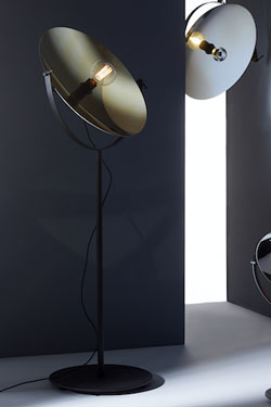 Cyclope contemporary floor lamp in gilded glass. RADAR. 