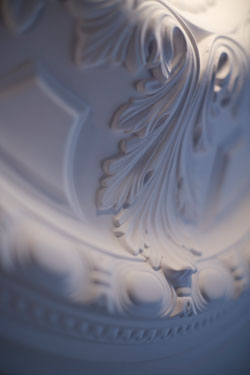 Solférino classic floral moulded plaster ceiling light. RADAR. 
