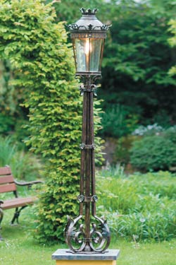 geweten Graveren spons Grand lampadaire en fer forgé pour l'extérieur de style classique -  Fabriqué par les forges Robers en Allemagne - Réf. 12090021
