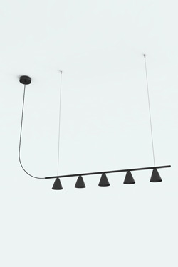 Suspension linéaire contemporaine noir mat Rimini. Robin. 