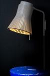 Applique de la collection Petite noire et bois. Secto Design. 