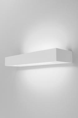 Sugar LED 30 wall lamp in rectangular natural plaster white 30cm. Sedap. 