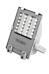 Projecteur extérieur faisceau concentré LED professionnel haute puissance étanche IP65 - Ray 4000 lumens. Tec-Mar. Projecteur extérieur faisceau concentré LED professionnel haute puissance étanche IP65 - Ray 4000 lumens. Tec-Mar.