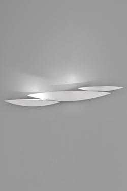 I Lucci modern wall lamp in white metal. Terzani. 