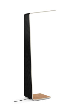 Floor lamp in oak and black Led2 . TUNTO. 