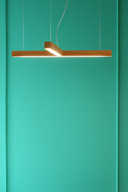 LED40 contemporary L-shaped pendant lamp. TUNTO. 