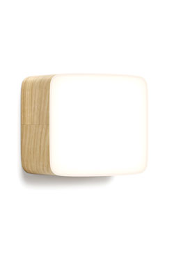 Cube small rectangular wooden wall light . TUNTO. 