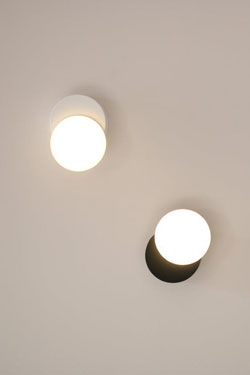 Black round wall lamp Dot01 . TUNTO. 