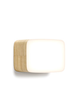 Cube small rectangular wooden wall light . TUNTO. 