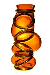 Vase en verre soufflé Colors Ring orange. Vanessa Mitrani. 